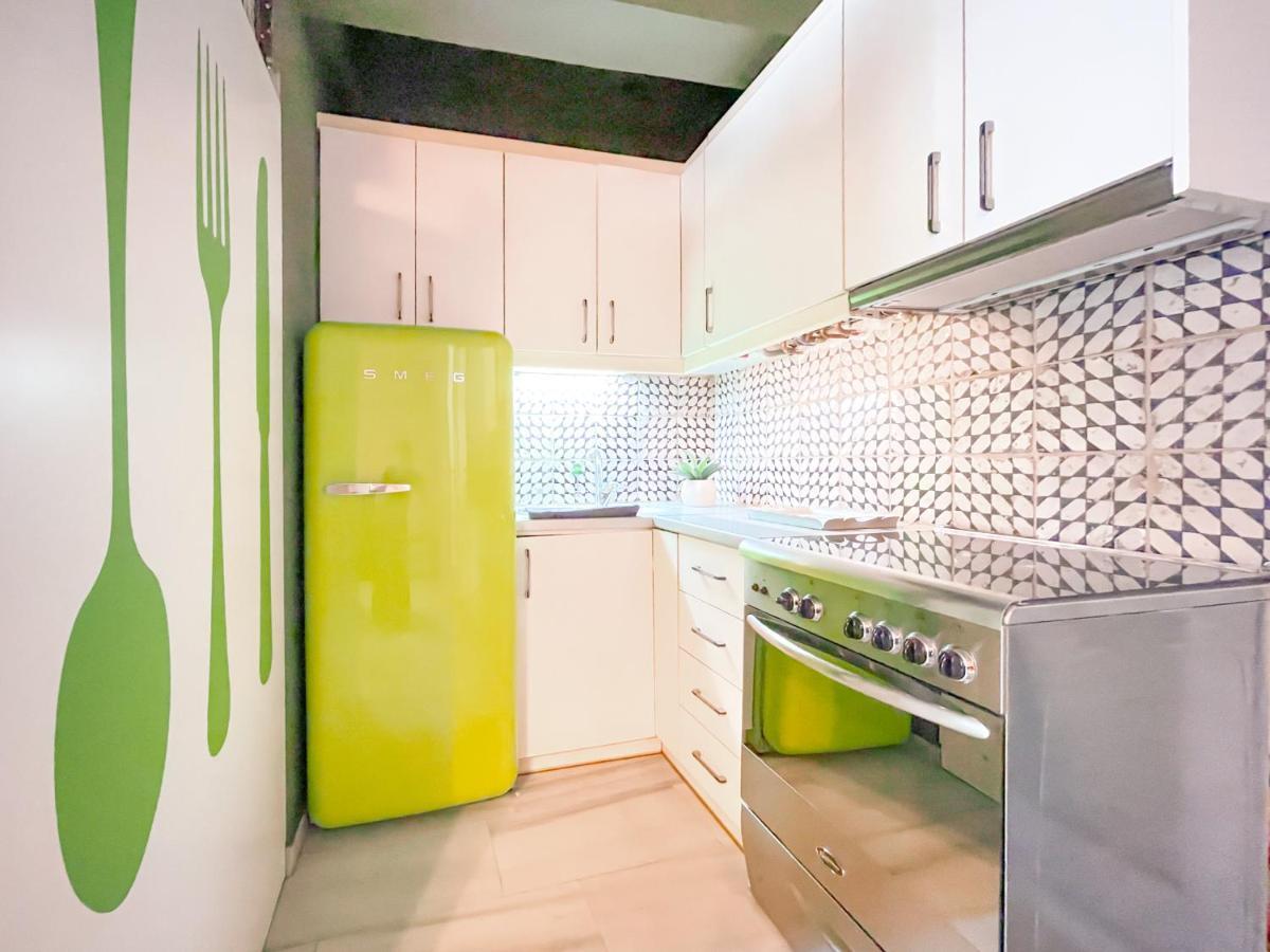 Loft 1 Bedroom Apartment In The Heart Of Atena Exterior foto