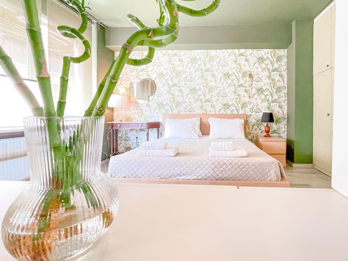 Loft 1 Bedroom Apartment In The Heart Of Atena Exterior foto